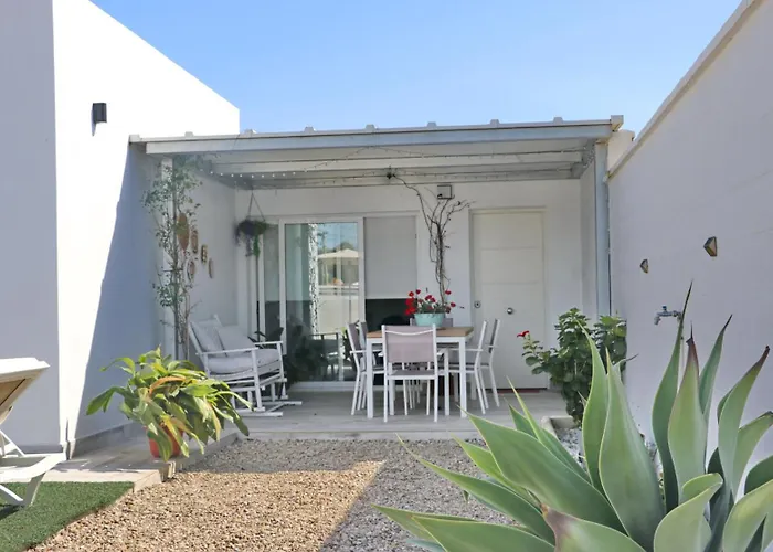 Holiday home Buganvilla